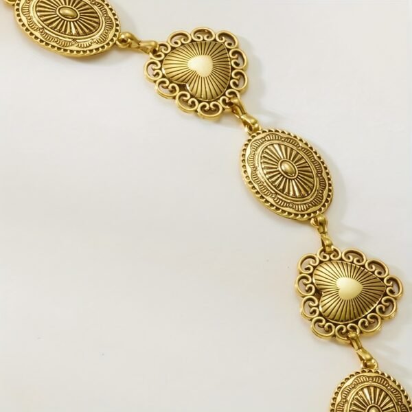 1pc Women's Vintage Golden Metal Belt with Heart and Oval Design