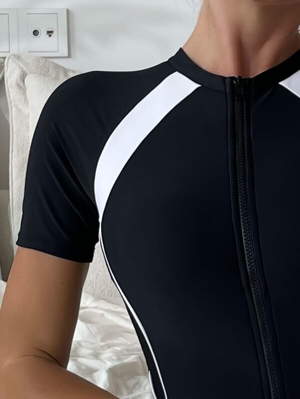 European And American Summer Popular Competition Bodysuit with Color-Blocking And Front Zipper for Women'S Beach Sports Swimsuit
