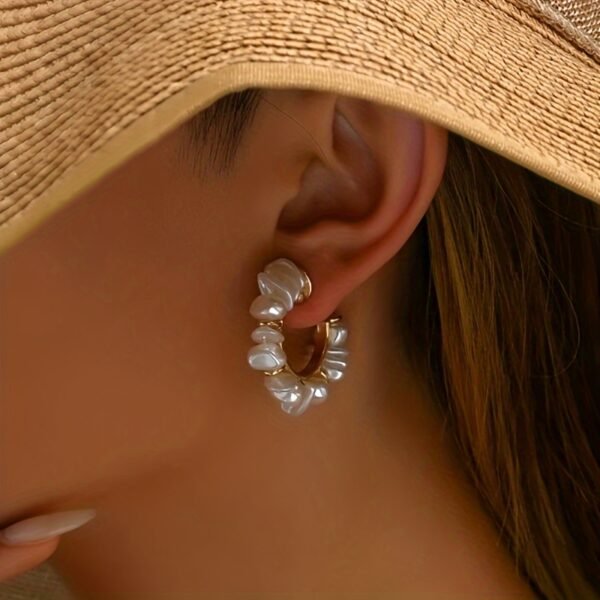 Set of 2 Bohemian-Inspired Handcrafted Earrings Featuring Woven Baroque Pearls